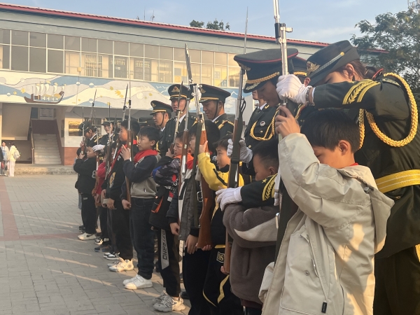 图示, 示意图

中度可信度描述已自动生成:ver1